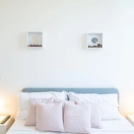 -villa Emily- Parking, Garden & Wi-fi Daire *