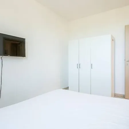 Apartman -villa Emily- Parking, Garden & Wi-fi *