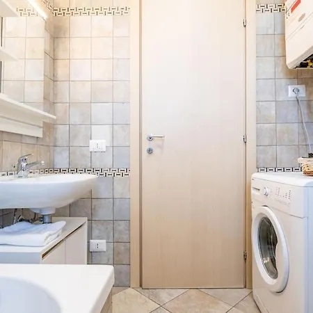 Daire -villa Emily- Parking, Garden & Wi-fi *